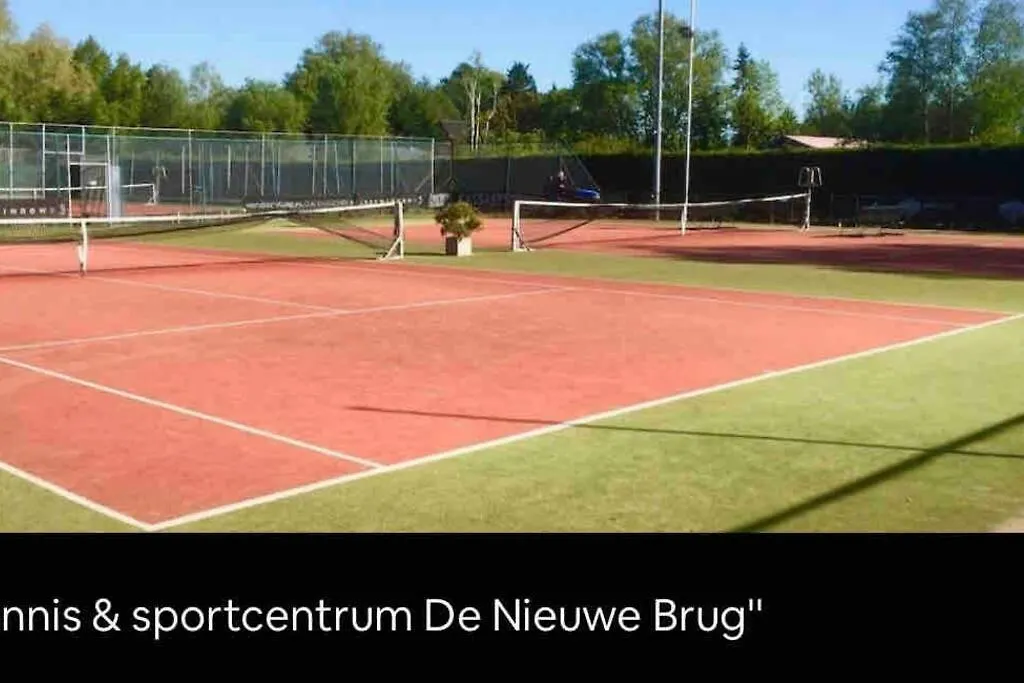 Family House With Garden & Jacuzzi & Sauna Near Amsterdam Vijfhuizen